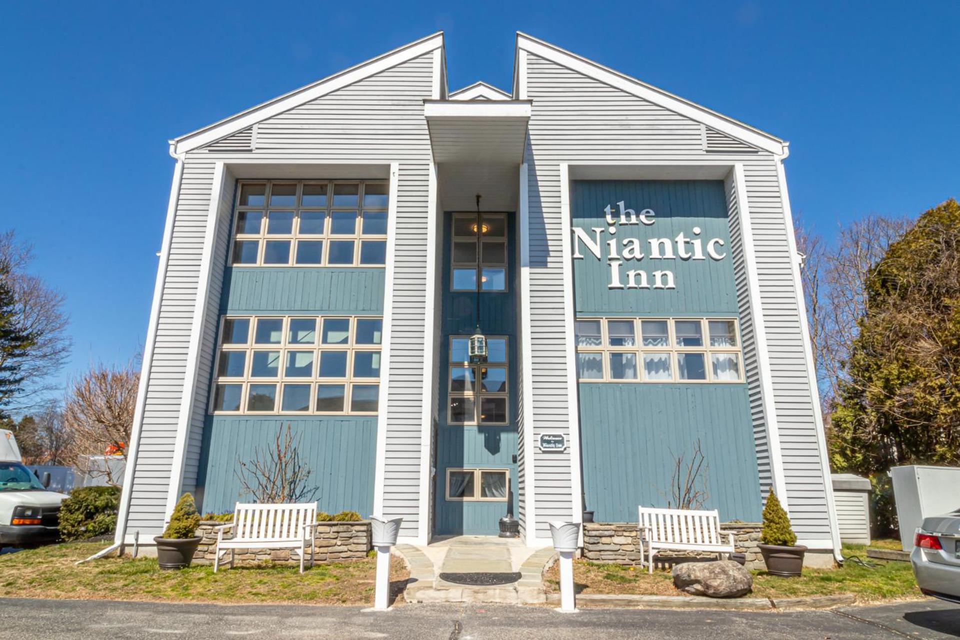 The Niantic Inn Екстер'єр фото